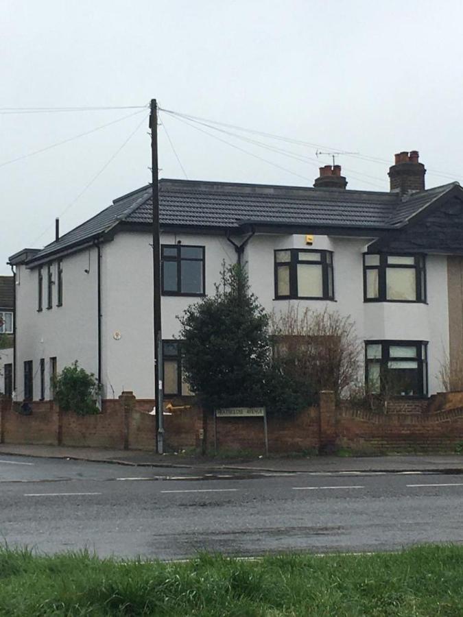 Ar-Rahman, 1 Bed Room And 1 Living Room Apartment Dartford Exterior foto